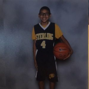 Meet your Posher, Javon